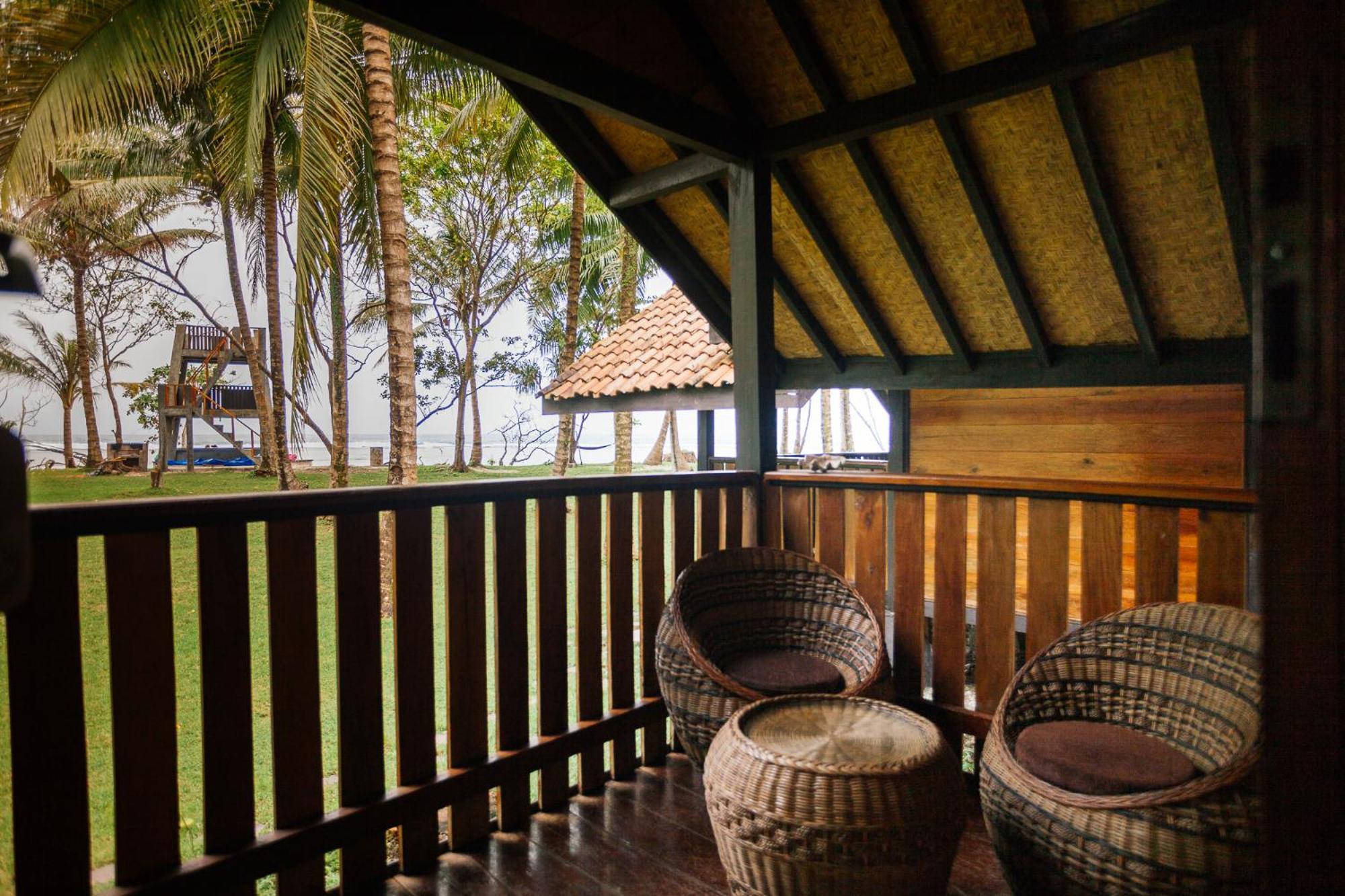 Sumatra Surf Resort Biha Eksteriør billede