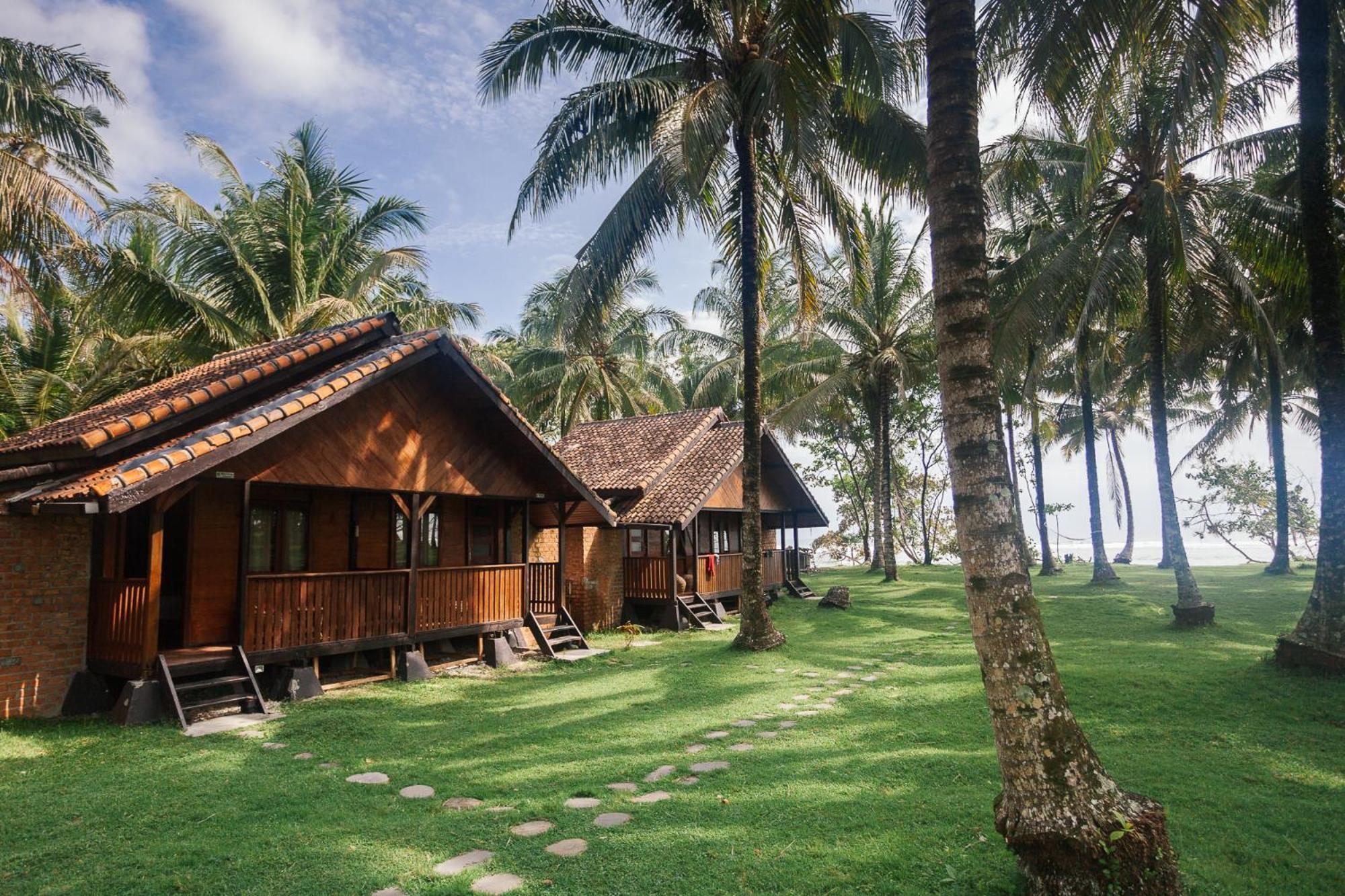 Sumatra Surf Resort Biha Eksteriør billede